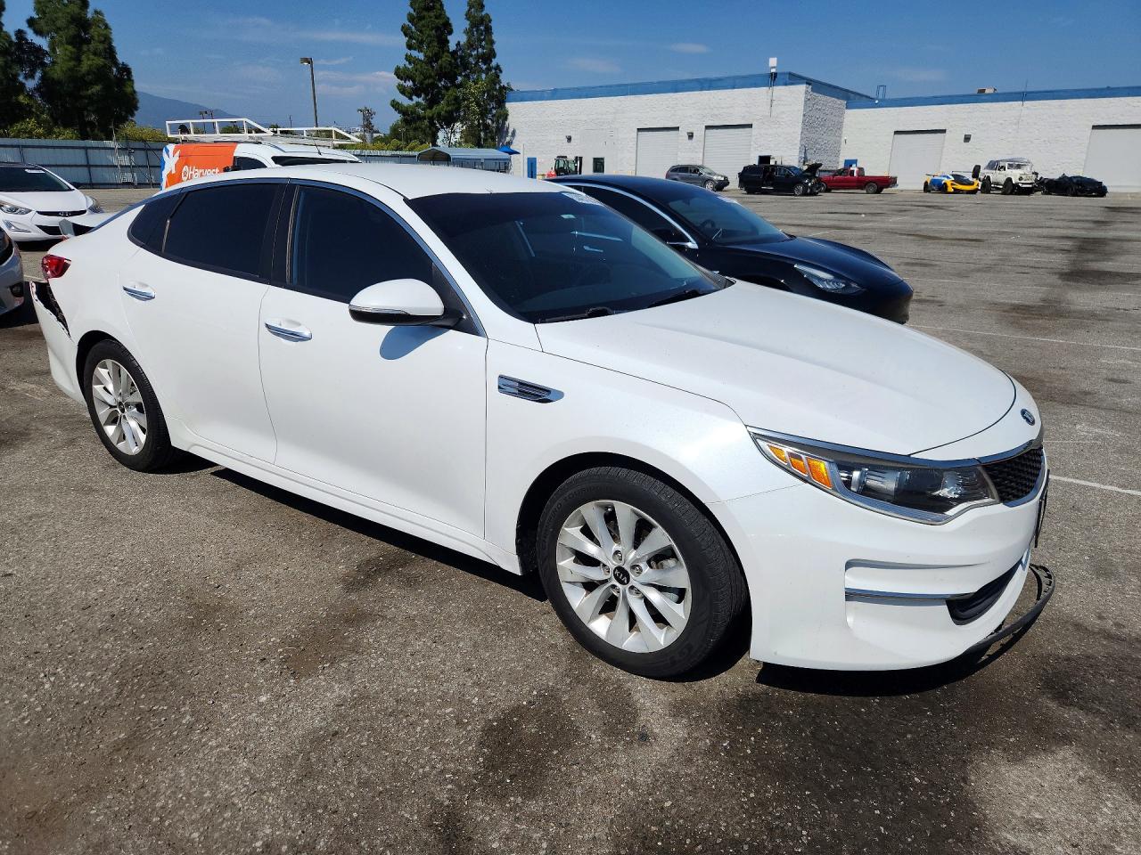 2016 KIA OPTIMA LX photo 10