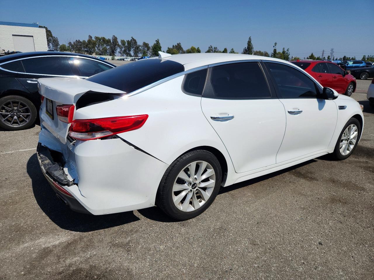 2016 KIA OPTIMA LX photo 7