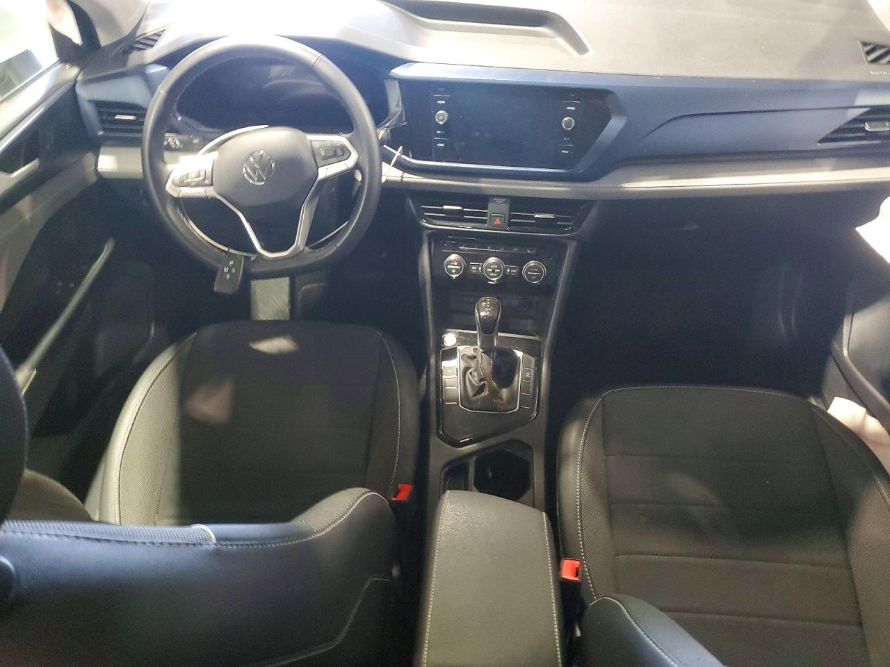 2024 VOLKSWAGEN TAOS SE photo 15