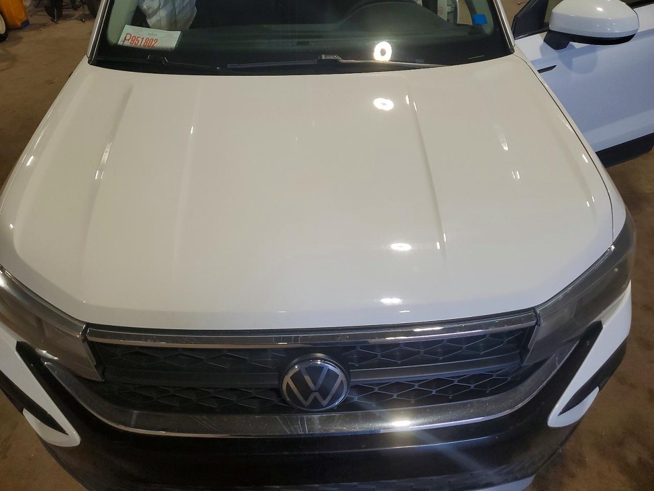 2024 VOLKSWAGEN TAOS SE photo 23