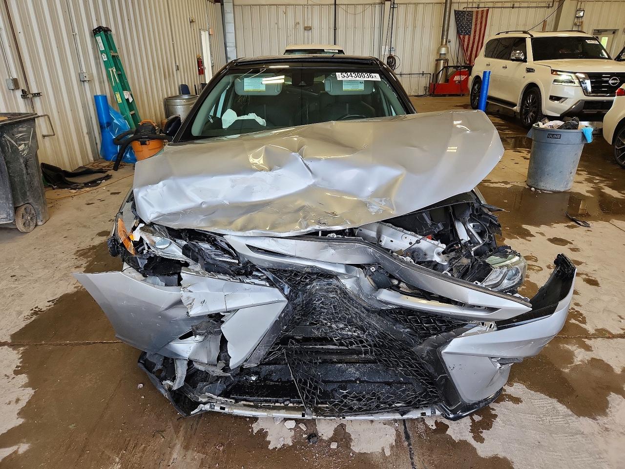 2019 TOYOTA CAMRY XSE photo 9