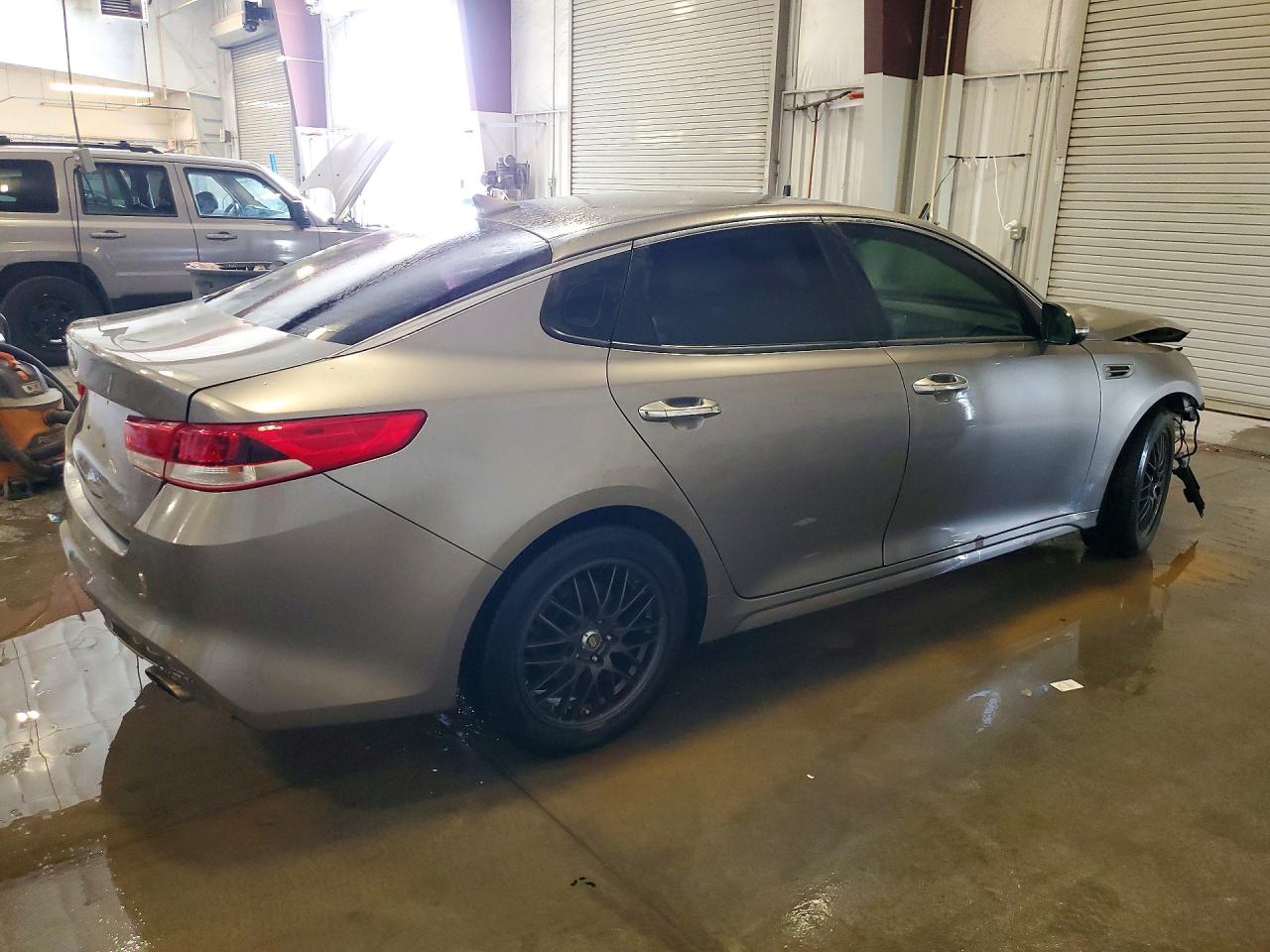 2018 KIA OPTIMA LX photo 3