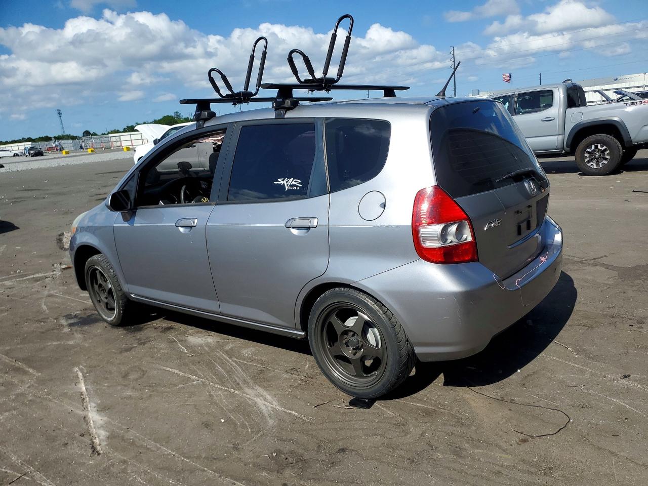 2008 HONDA FIT photo 2