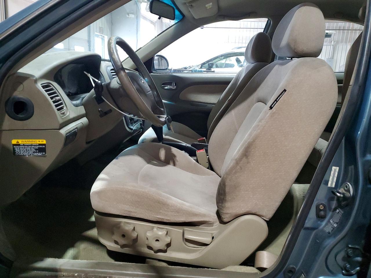 2005 HYUNDAI SONATA GL photo 13