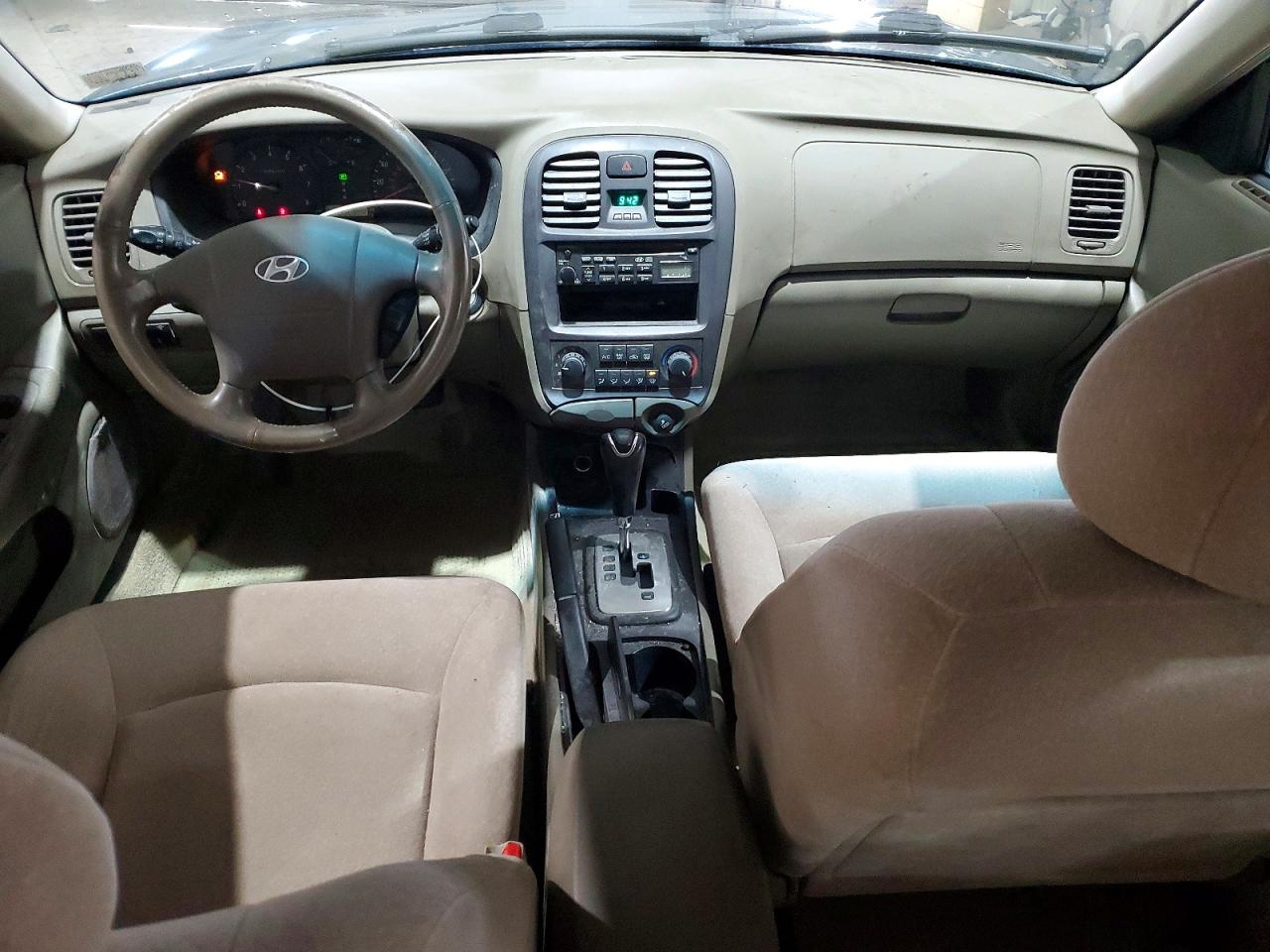 2005 HYUNDAI SONATA GL photo 15