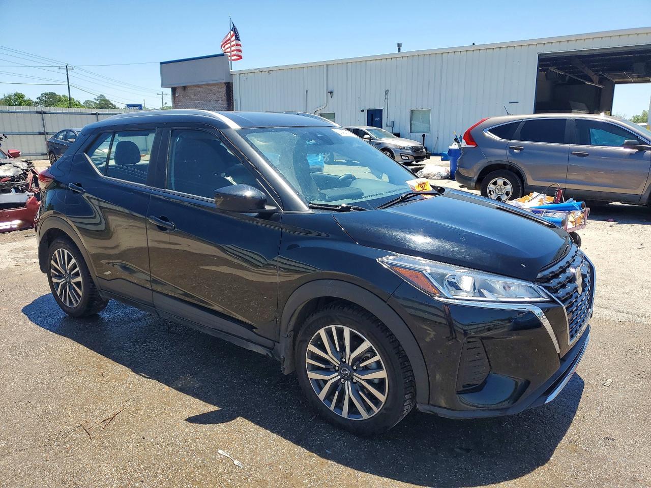 2023 NISSAN KICKS SV photo 7