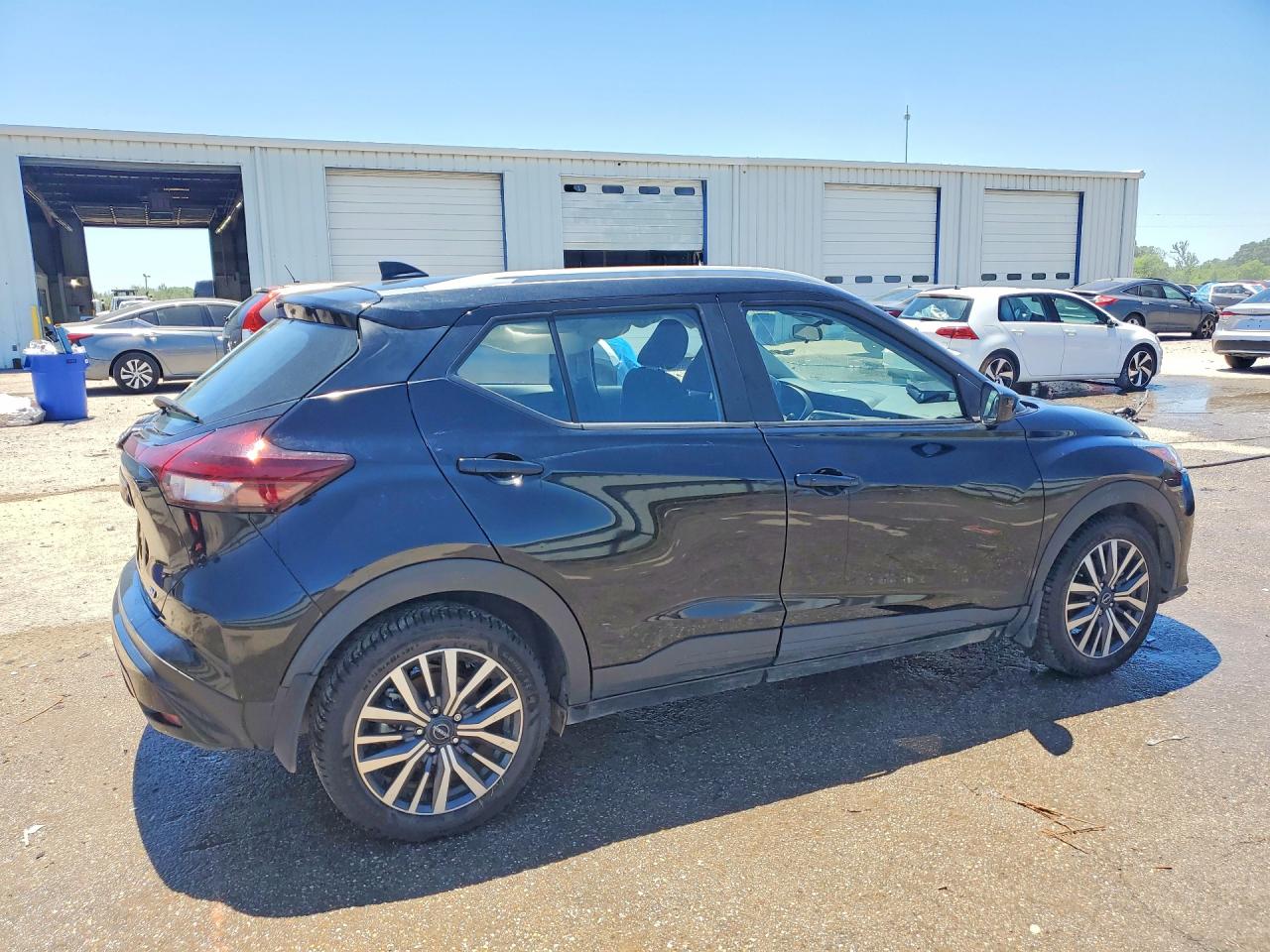 2023 NISSAN KICKS SV photo 5