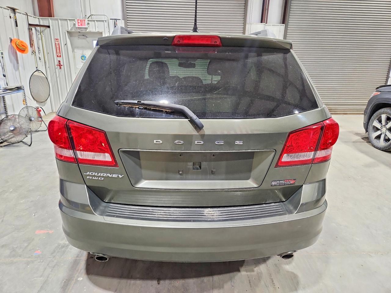 2017 DODGE JOURNEY SE photo 6