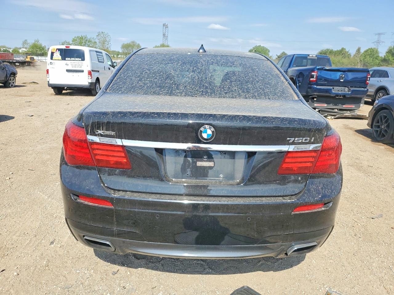 2013 BMW 750 XI photo 11