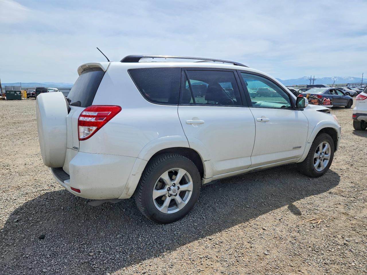 2010 TOYOTA RAV4 LIMITED photo 3