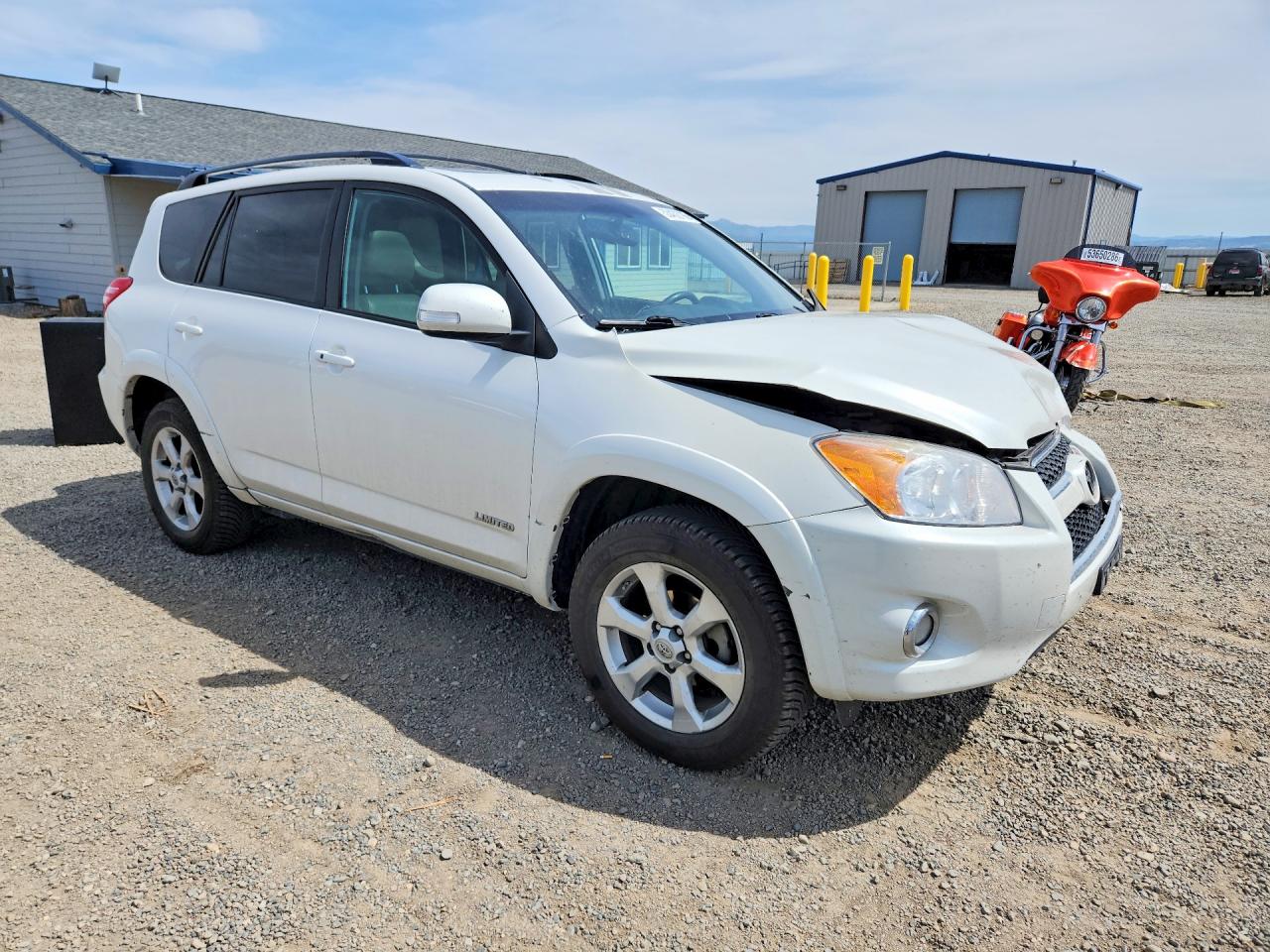 2010 TOYOTA RAV4 LIMITED photo 4