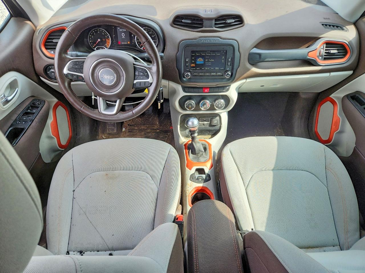 2015 JEEP RENEGADE LATITUDE photo 15