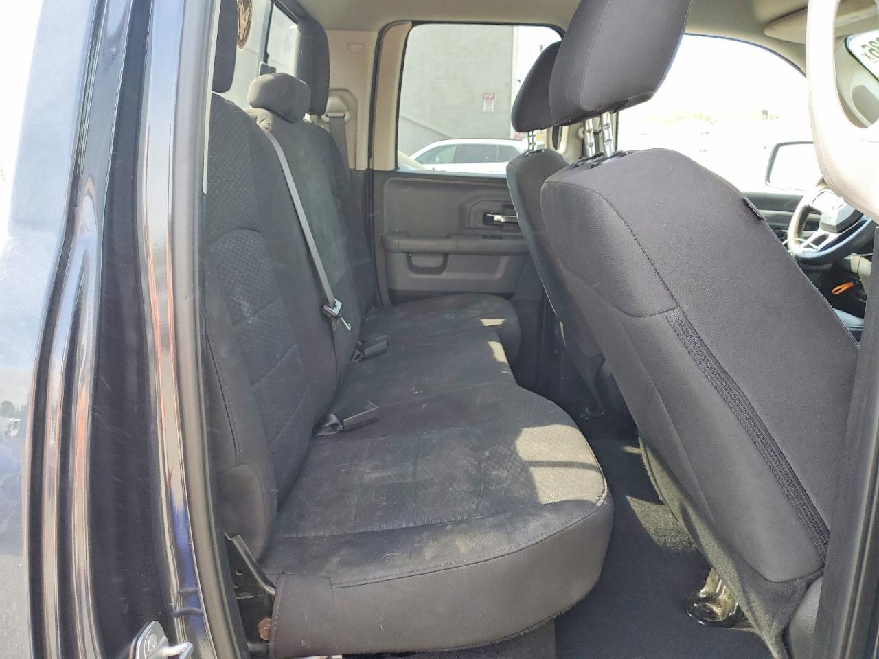 2019 RAM 1500 CLASSIC SLT photo 19