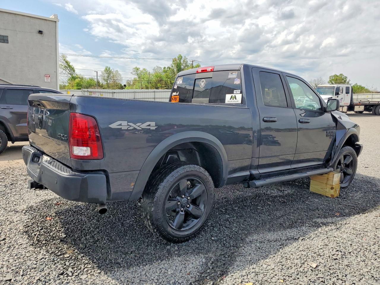 2019 RAM 1500 CLASSIC SLT photo 5
