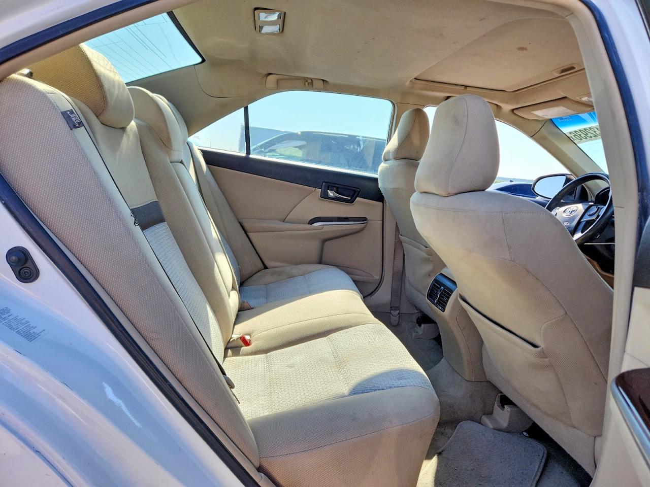 2012 TOYOTA CAMRY XLE photo 19