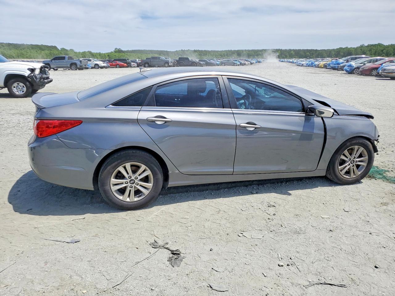 2013 HYUNDAI SONATA GLS photo 5