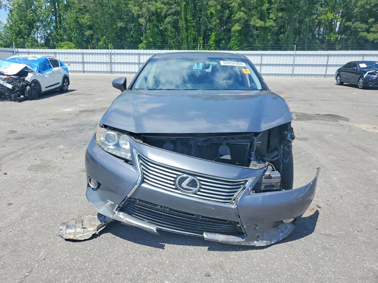2013 LEXUS ES 350 photo 9