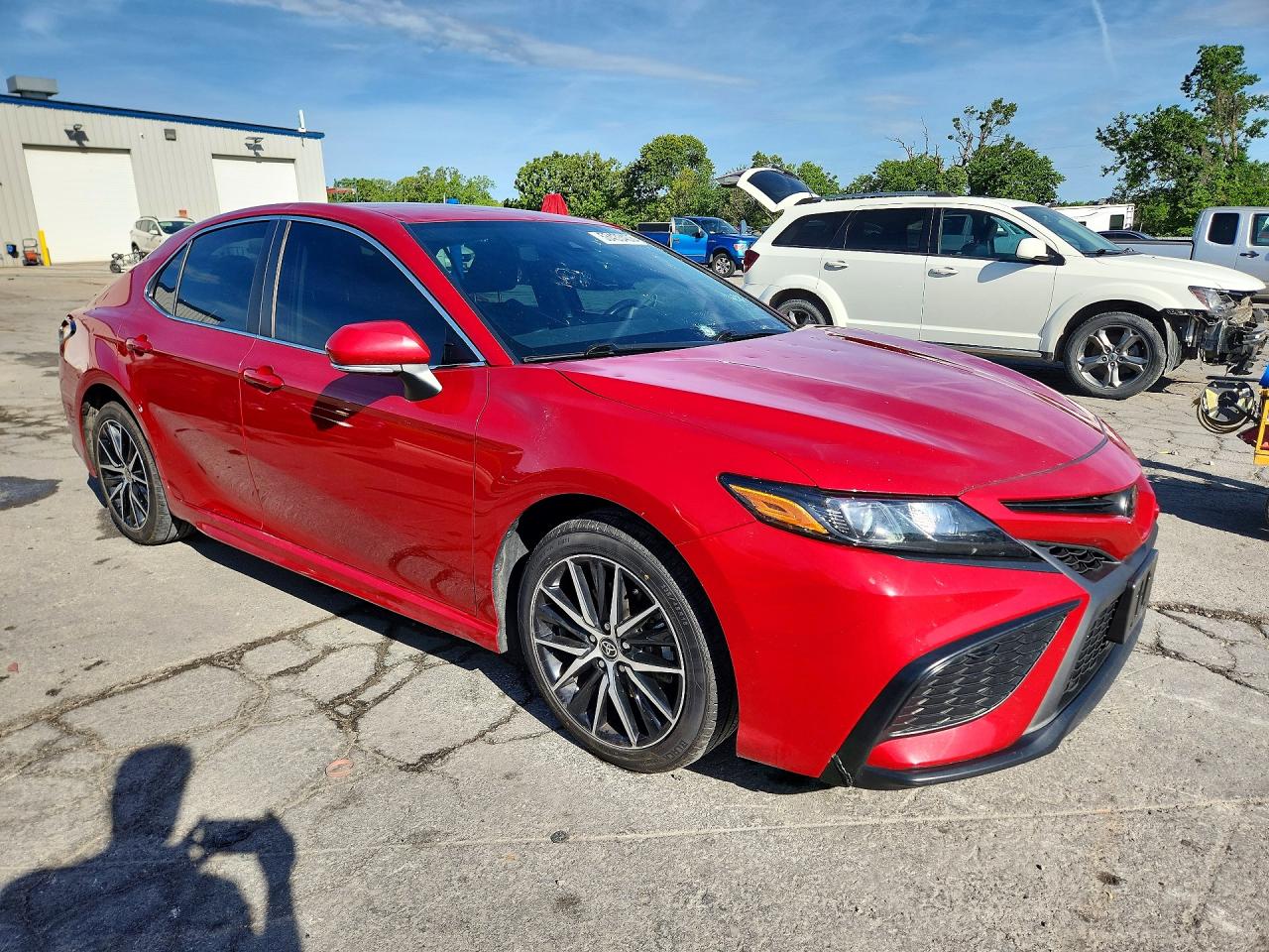 2023 TOYOTA CAMRY SE photo 4