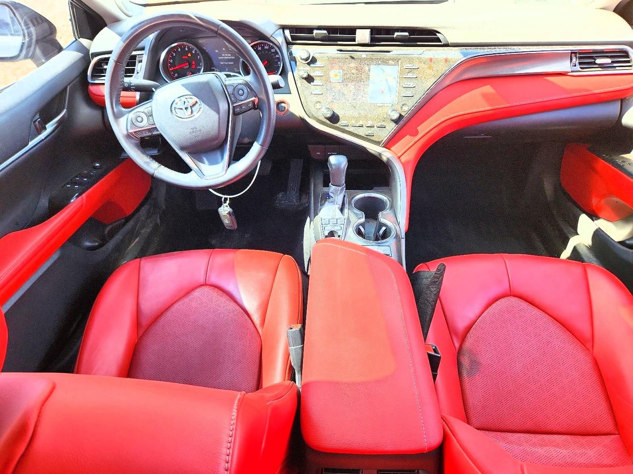 2020 TOYOTA CAMRY XSE photo 15