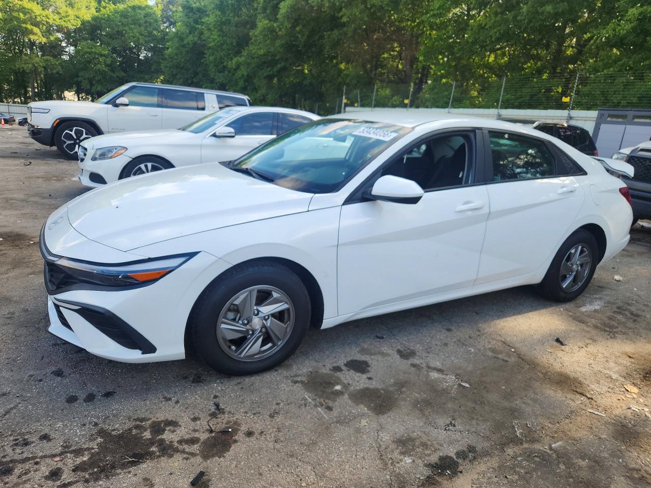 2024 HYUNDAI ELANTRA