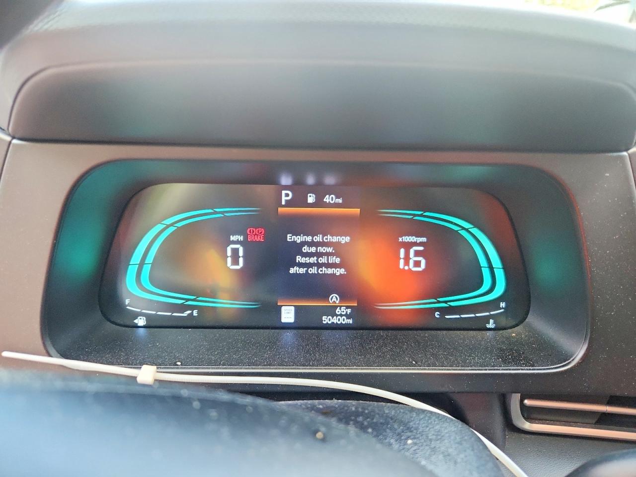2024 HYUNDAI ELANTRA SE photo 9