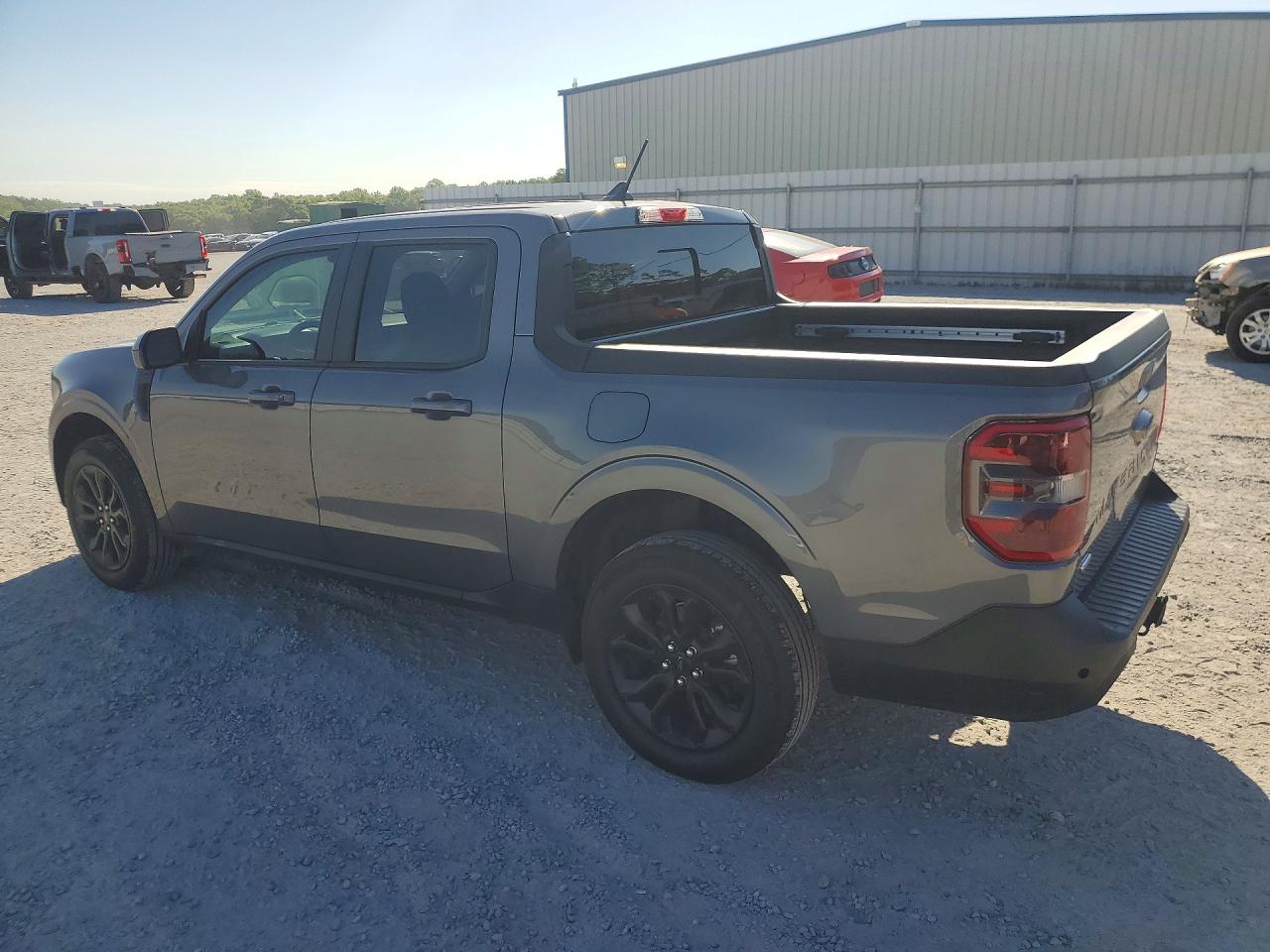 2024 FORD MAVERICK LARIAT photo 3