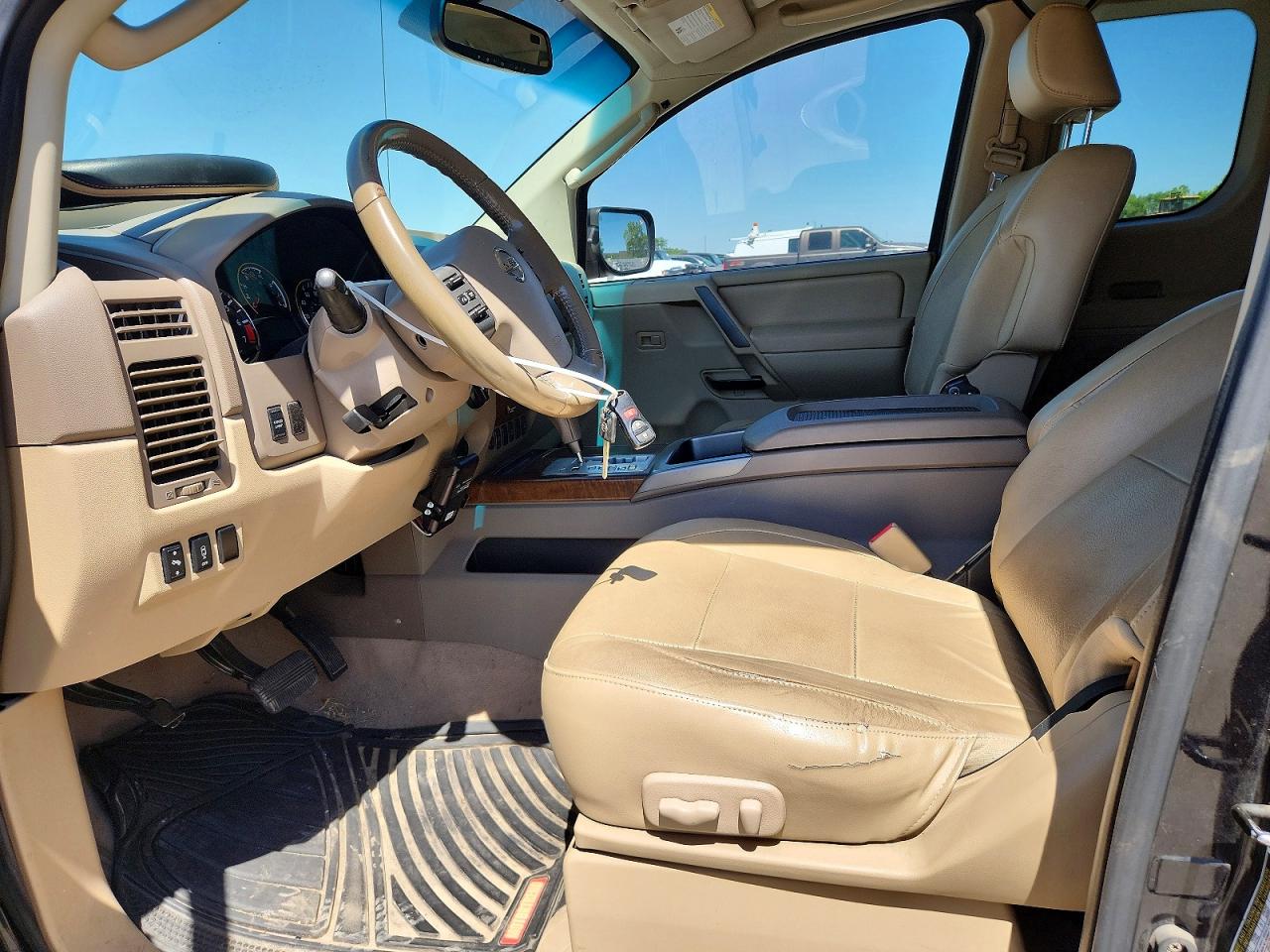 2008 NISSAN TITAN XE photo 13