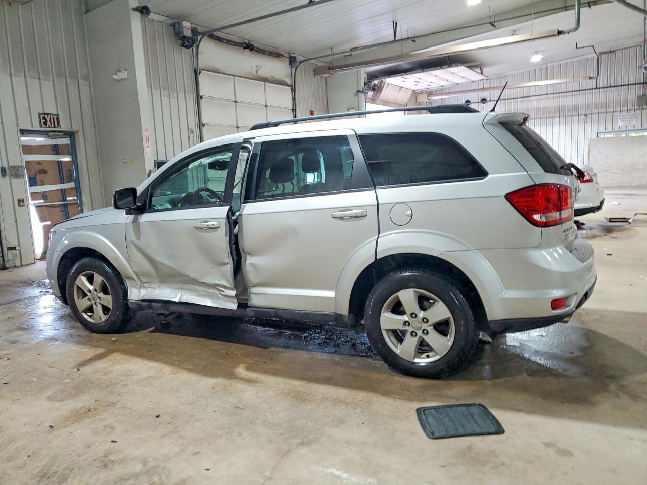 2012 DODGE JOURNEY SXT photo 4