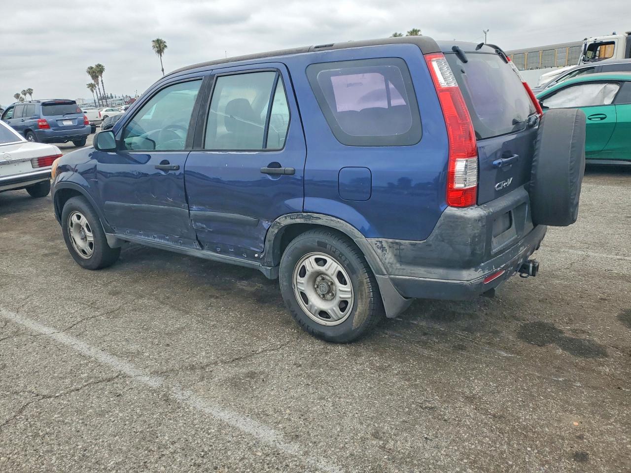 2005 HONDA CR-V LX photo 4