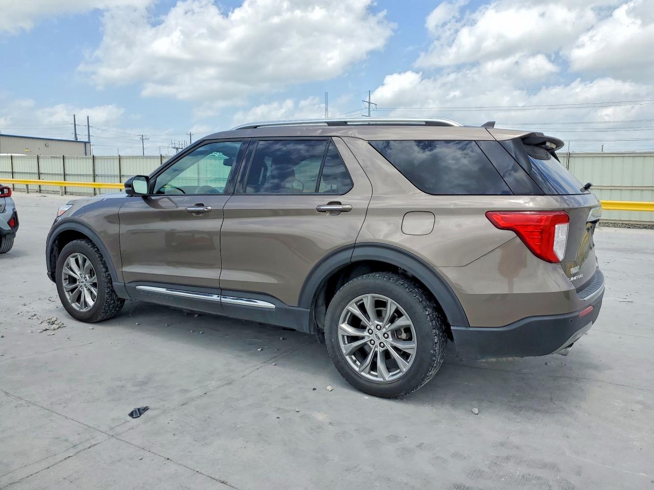 2021 FORD EXPLORER LIMITED photo 2