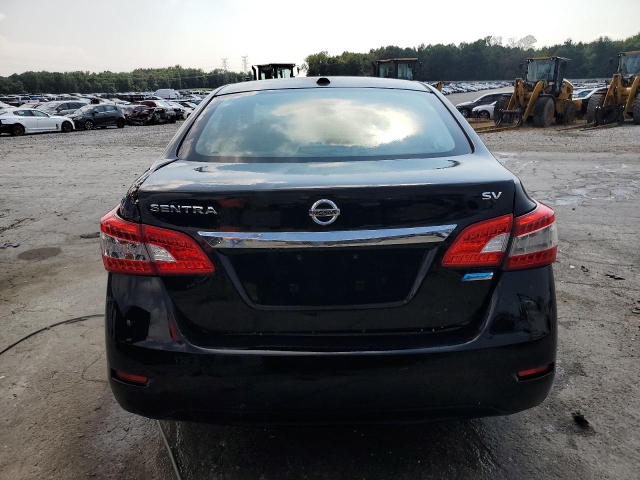 2015 NISSAN SENTRA S photo 6