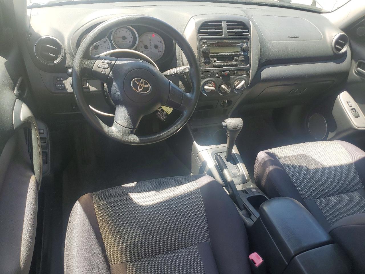 2004 TOYOTA RAV4 BASE photo 22