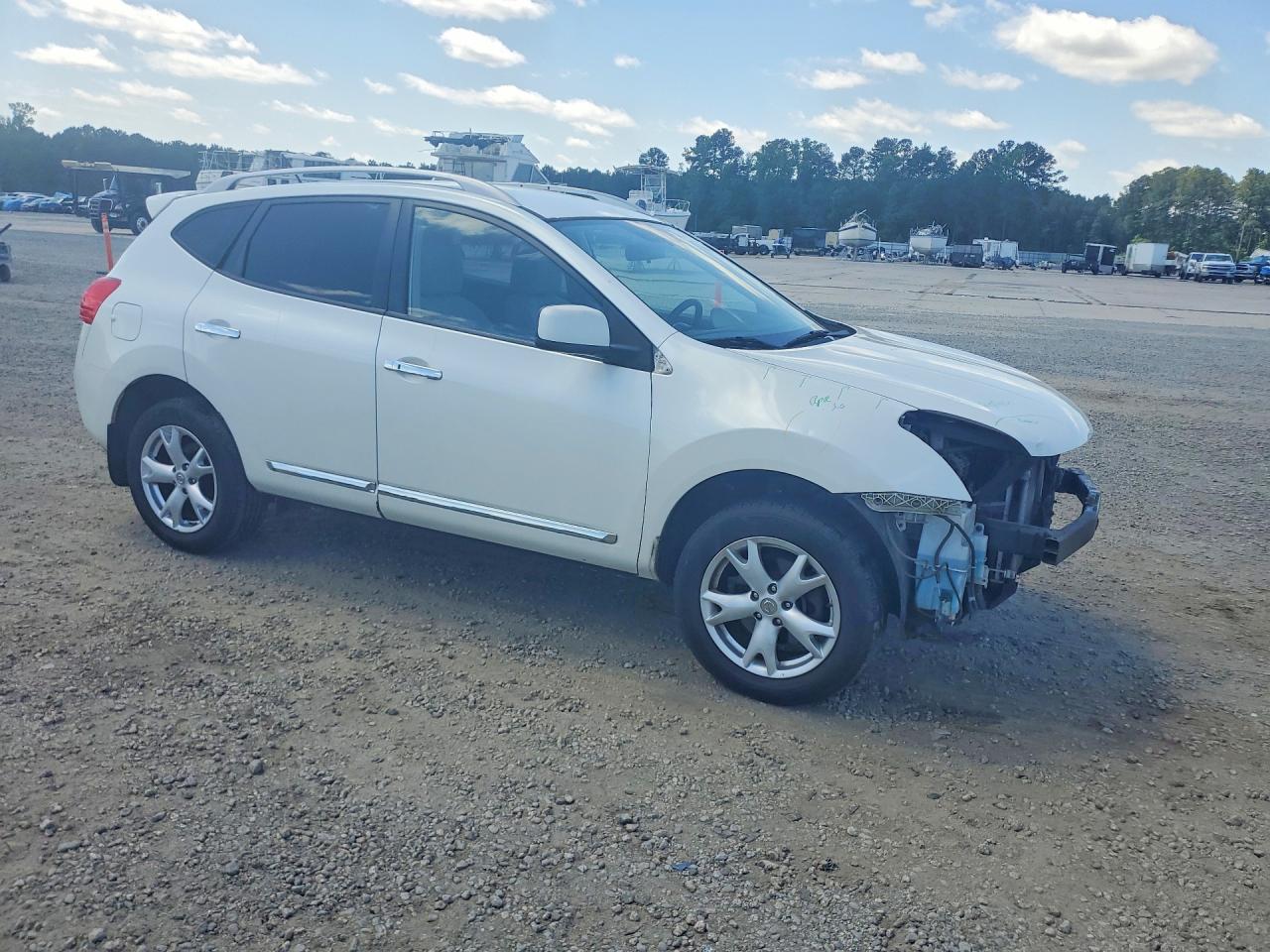 2011 NISSAN ROGUE S photo 7