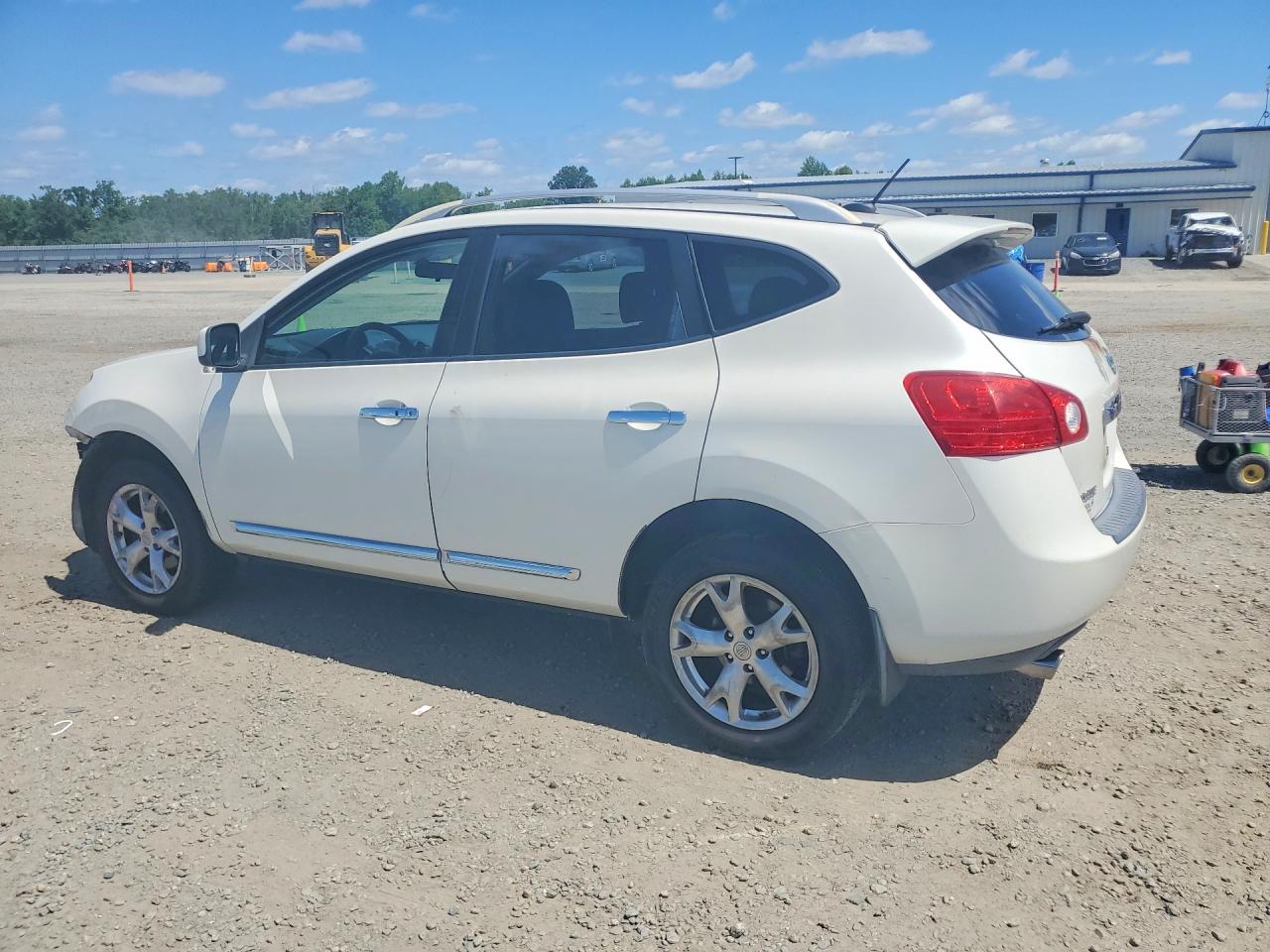 2011 NISSAN ROGUE S photo 3