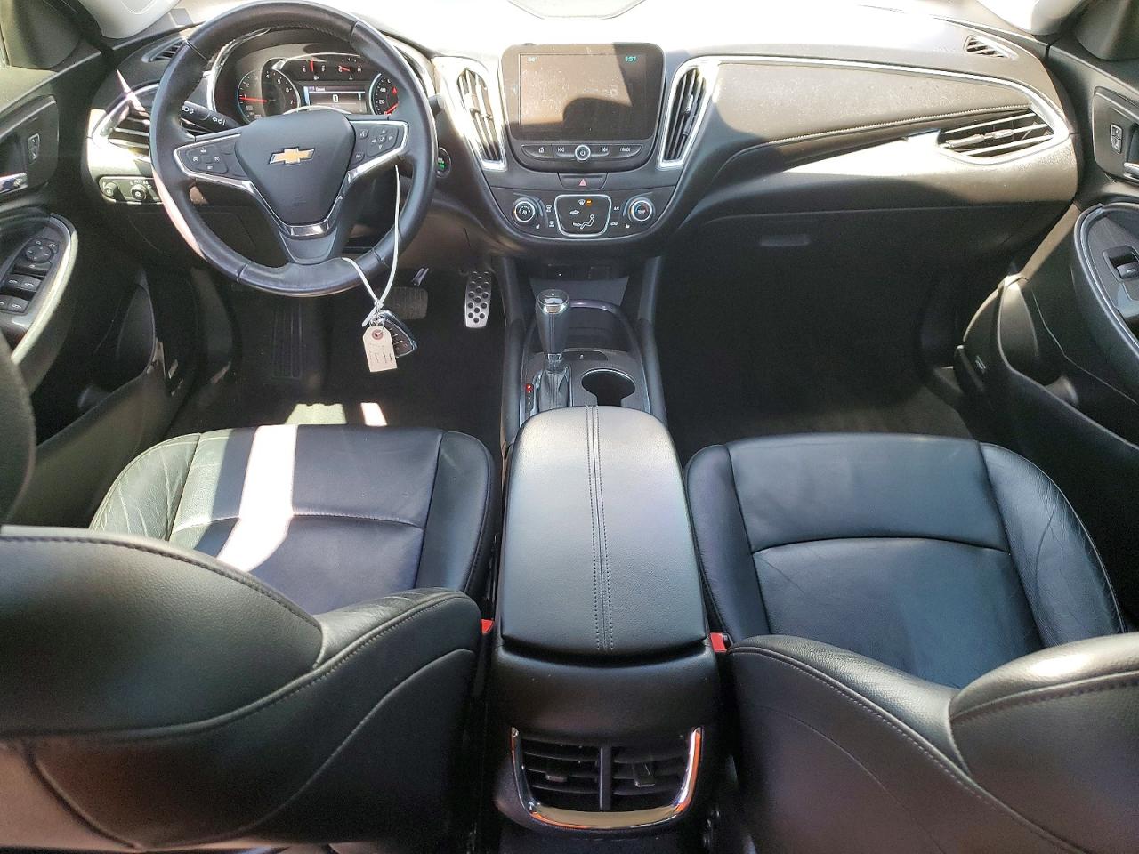 2017 CHEVROLET MALIBU LT photo 8