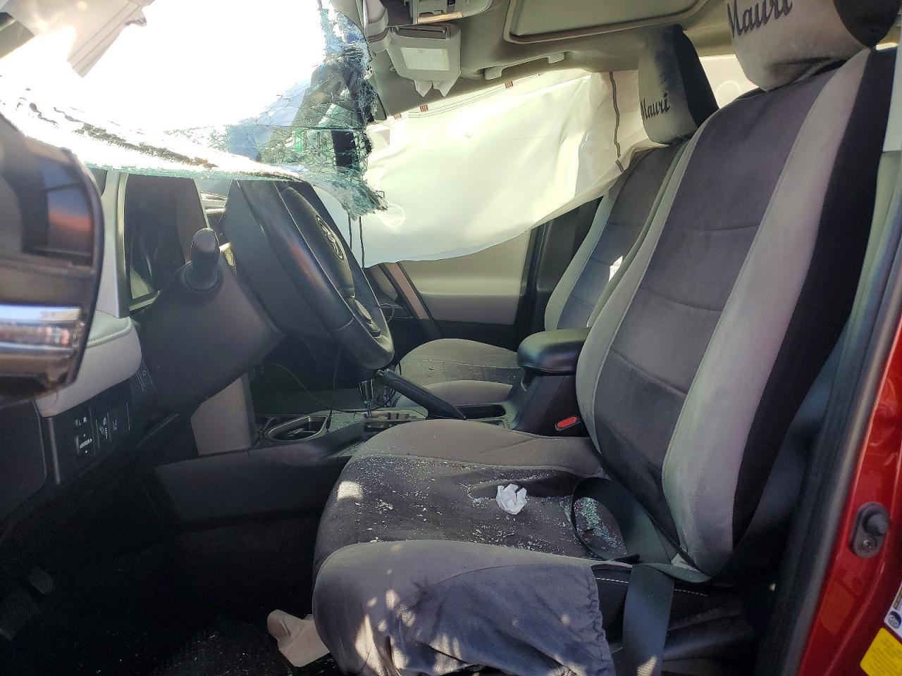 2018 TOYOTA RAV4 XLE photo 13
