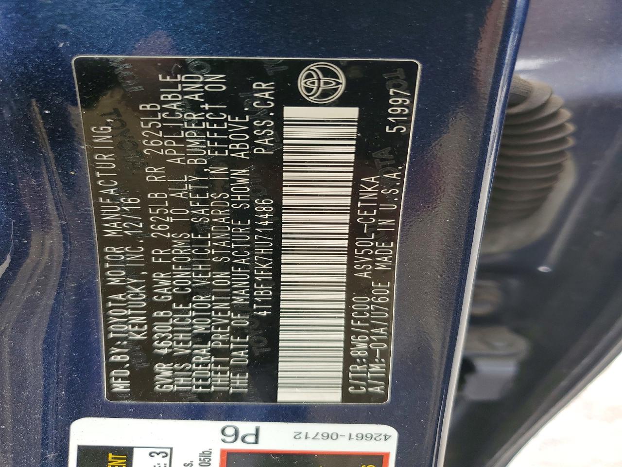 2017 TOYOTA CAMRY LE photo 12