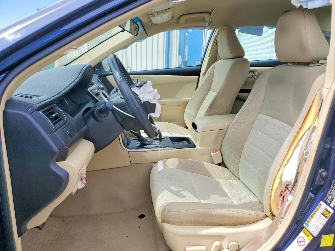 2017 TOYOTA CAMRY LE photo 7