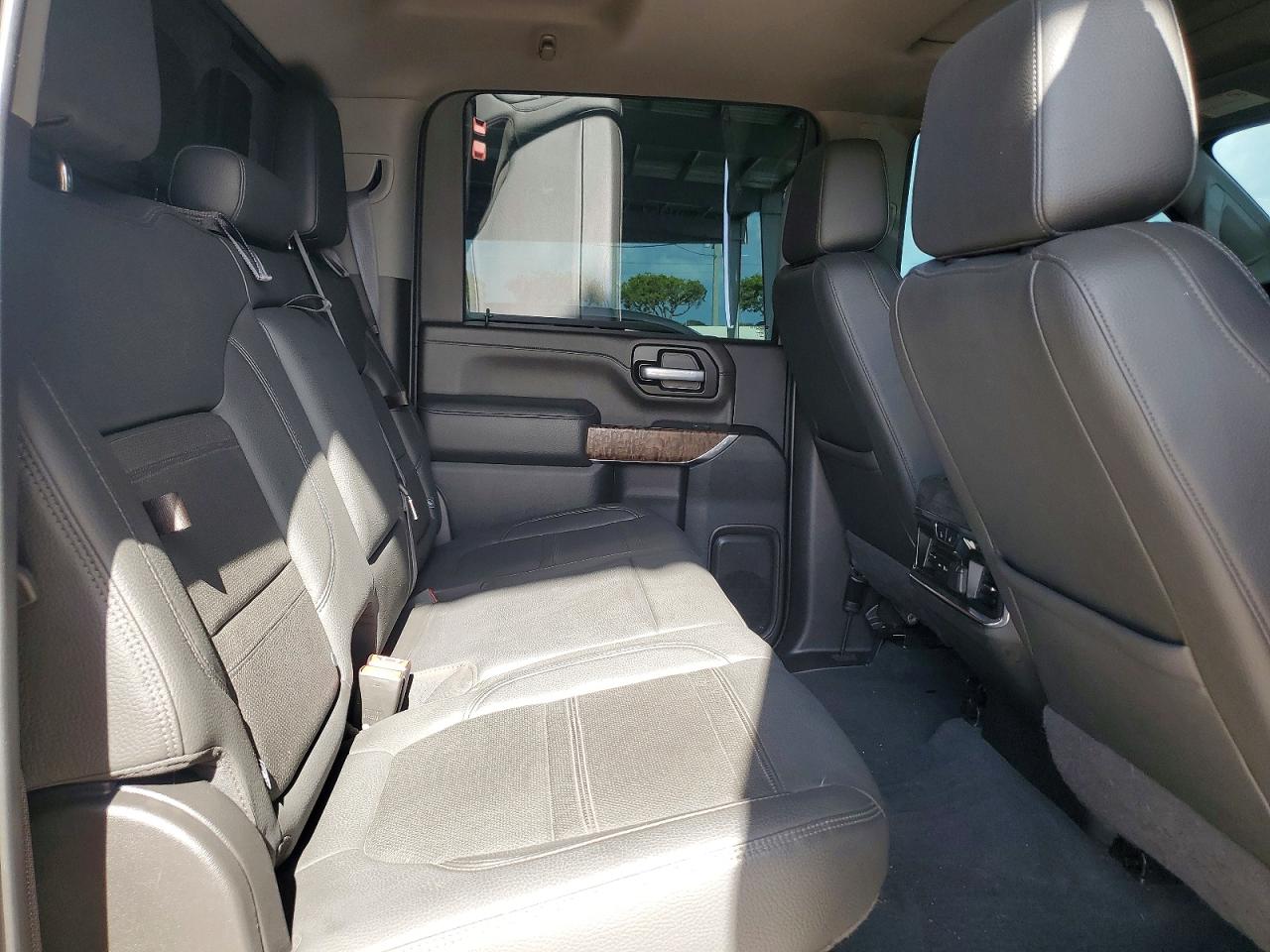 2021 GMC SIERRA K3500 DENALI photo 19