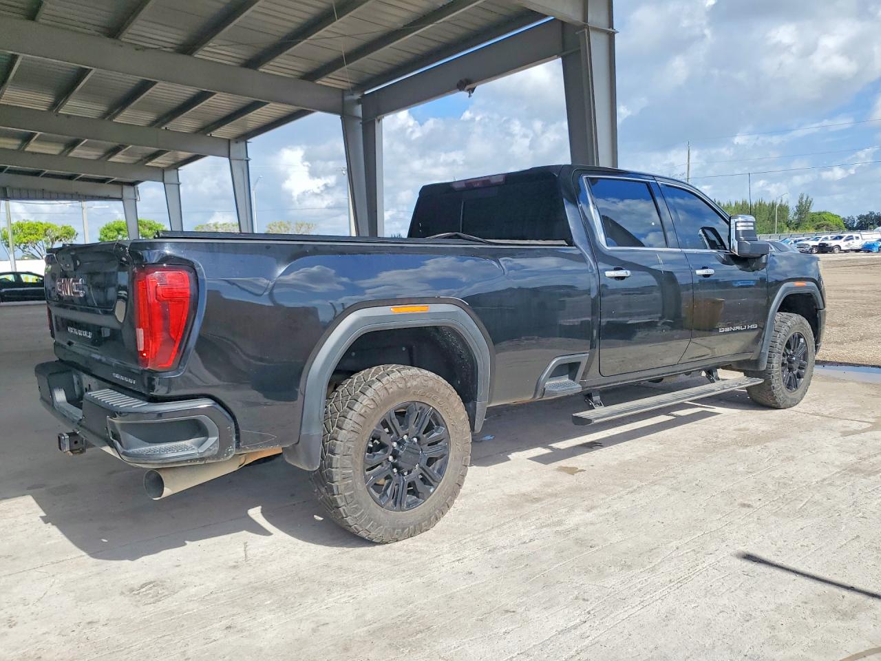 2021 GMC SIERRA K3500 DENALI photo 5