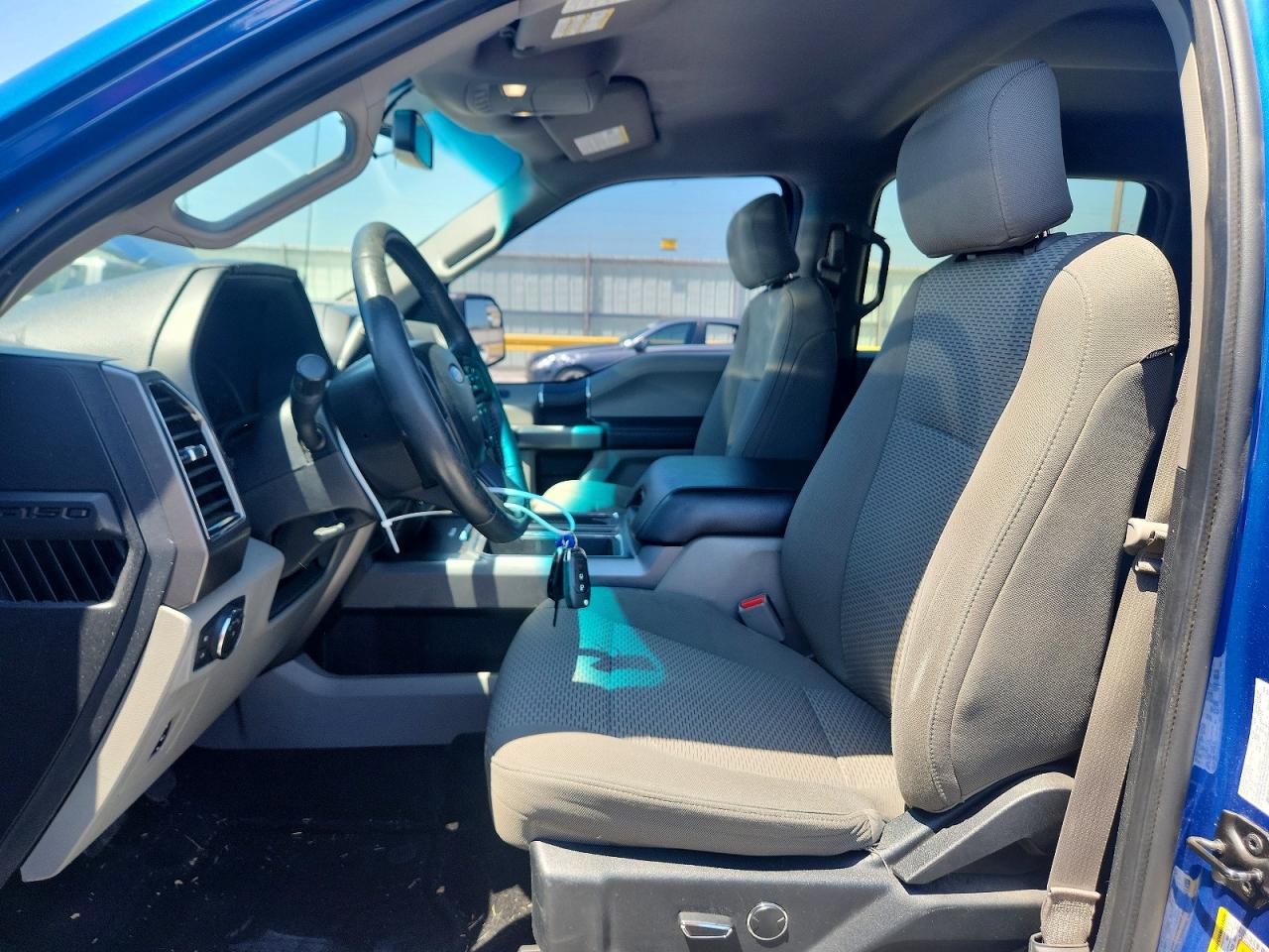 2017 FORD F150 SUPERCREW photo 13