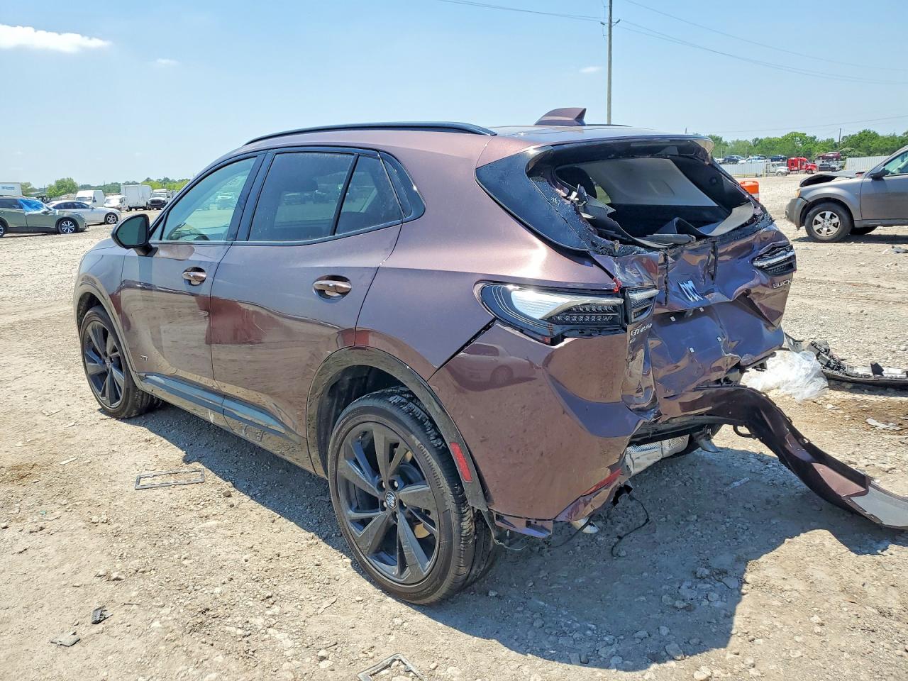 2024 BUICK ENVISION ESSENCE photo 4