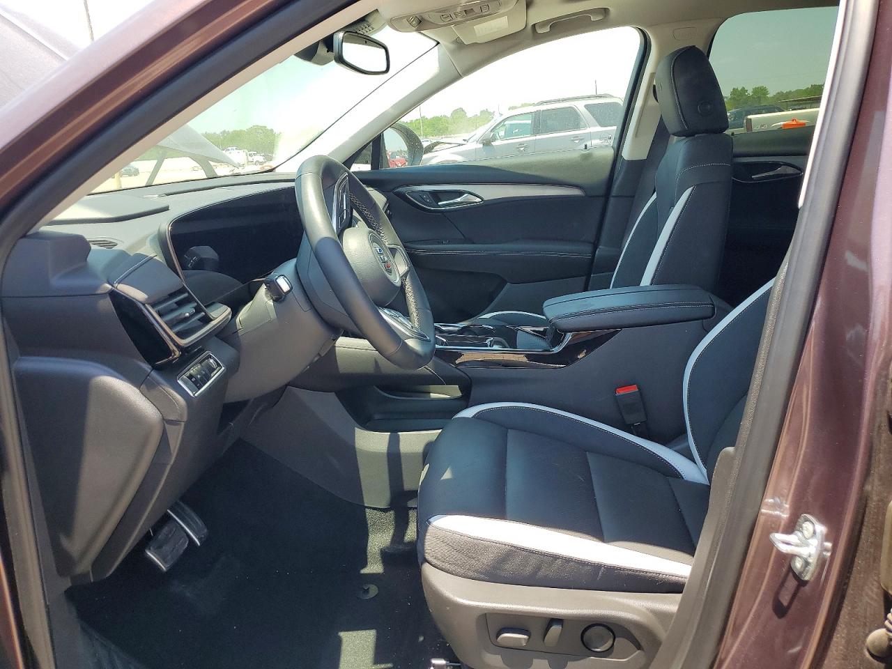 2024 BUICK ENVISION ESSENCE photo 19