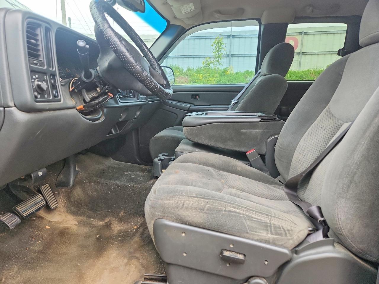 2005 CHEVROLET SILVERADO C1500 photo 13