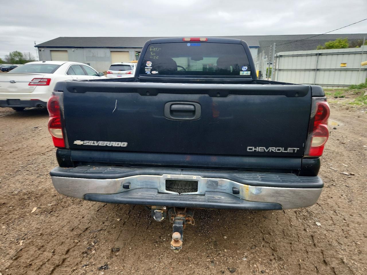 2005 CHEVROLET SILVERADO C1500 photo 11