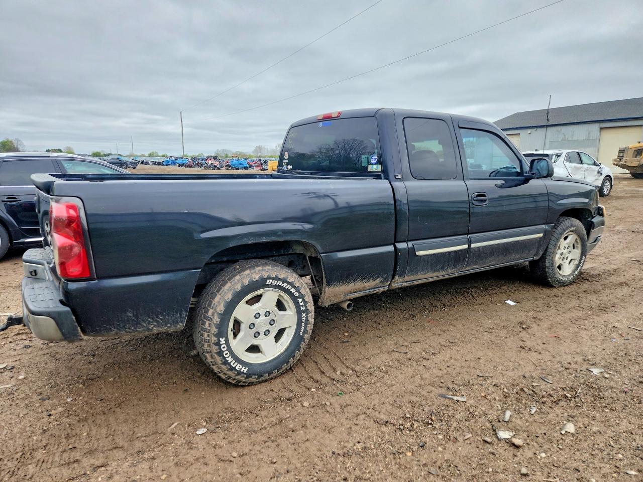 2005 CHEVROLET SILVERADO C1500 photo 5