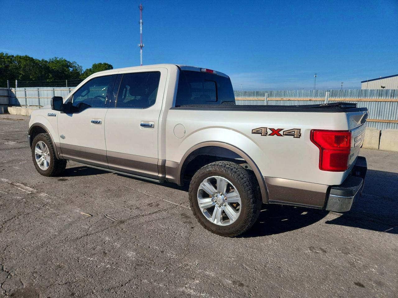 2018 FORD F150 SUPERCREW photo 3