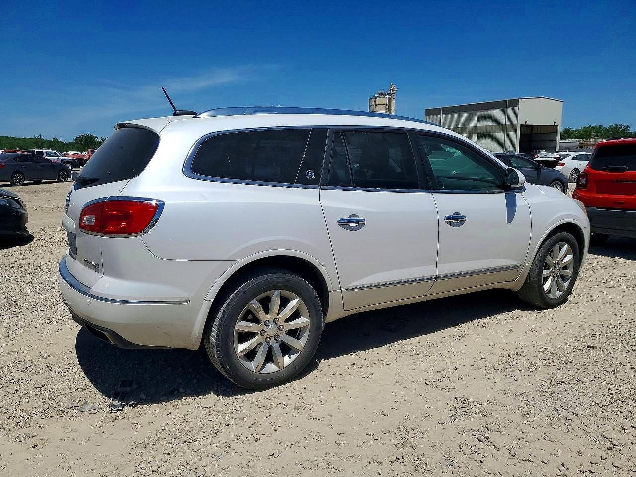 2016 BUICK ENCLAVE photo 5