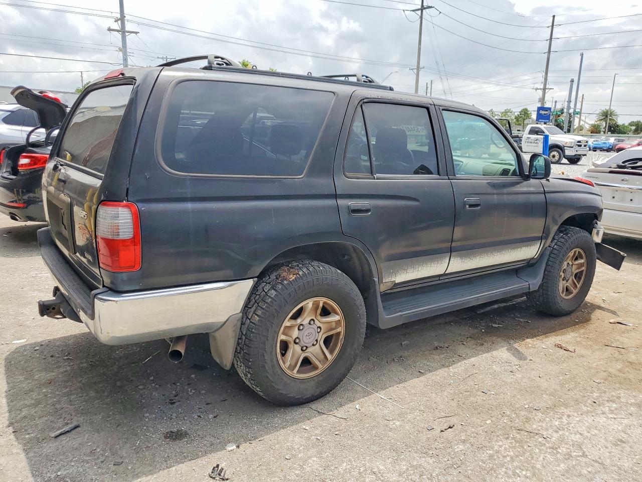 2000 TOYOTA 4RUNNER SR5 photo 5
