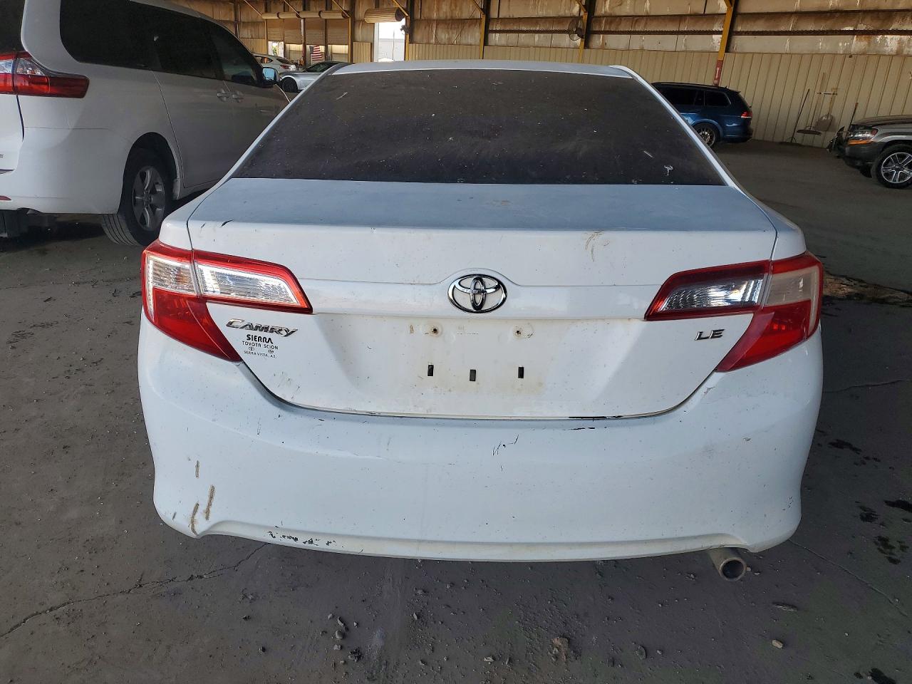 2012 TOYOTA CAMRY LE photo 16